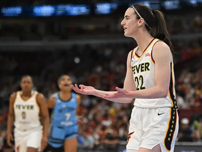 WNBA quickly rescinds Clark's technical foul